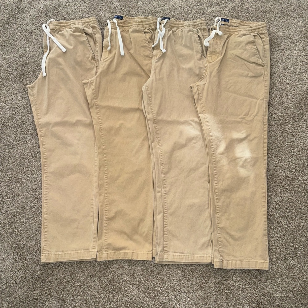 Set of Four (4) Men’s Crown & Ivy Khaki Pants Elastic Waistband Drawstring Large